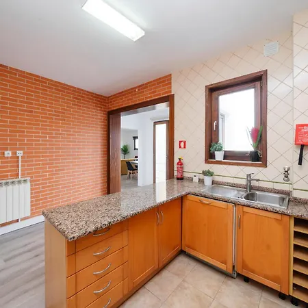 Apartment 98 And Terrace Aveiro