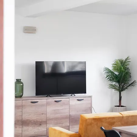 98 And Terrace Apartamento *