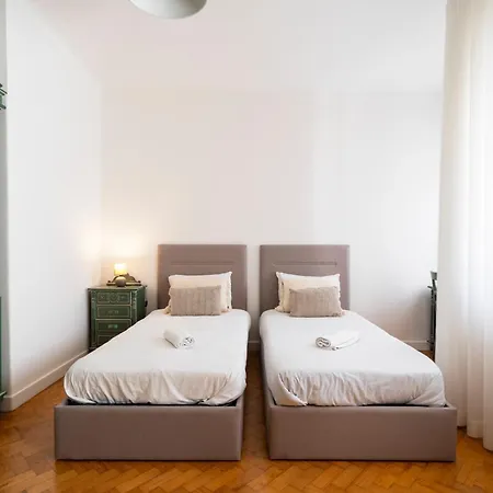 98 And Terrace Aveiro